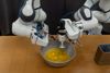 ¡Toyota crea robots desayunadores entrenados con IA en un 'jardín de infantes para robots'!